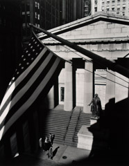 Berenice Abbott  -  Treasury Building, New York, 1957 / Silver Gelatin Print  -  15 x 19