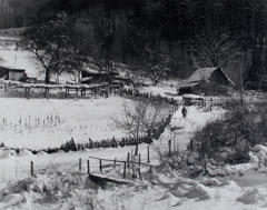 Tim Barnwell  -  Toney Plemmons' Farm in Snow, 1989 / Silver Gelatin Print  -  15.5 x 19.25