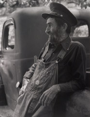 Tim Barnwell  -  Charlie Thomas, Walnut, Madison County, NC, 1981 / Silver Gelatin Print  -  11 x 14