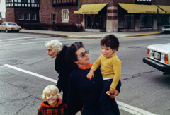 Vivian Maier  -  Chicago, 1977 (2 women 2 kids) / Chromogenic Print  -  10 x 15 on 16 x20 paper