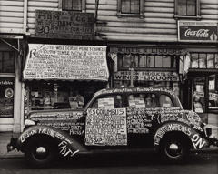 John Gutmann  -  Yes, Columbus Did Discover America, San Francisco, 1938  / Silver Gelatin Print  -  11 x 14