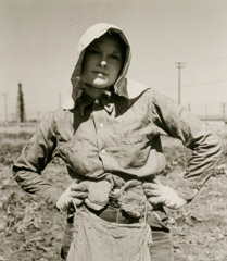 Rondal Partridge  -  Potato Field Madonna, Kern County, CA, 1940 / Silver Gelatin Print  -  7.5 x 7