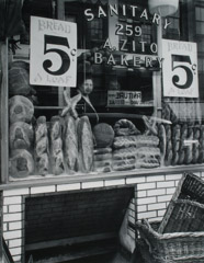 Berenice Abbott  -  A Zitto's Bakery, NY, 1937 / Silver Gelatin Print  -  14.75 x 18.5