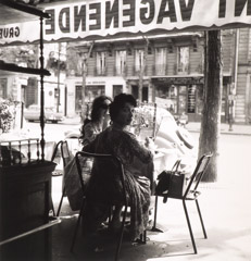 Imogen Cunningham  -  Paris Café, 1960 / Silver Gelatin Print  -  10 x 9.5