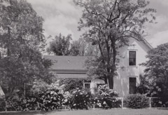 Pirkle Jones  -  McKenzie Home in Monticello, 1956 / Silver Gelatin Print  -  