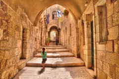 Noam Chen  -  Heart Of The Old City /   -  