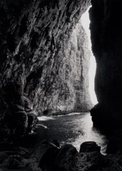 Thomas Neff  -  Grotto del Turco, Gaeta Italy, 1991 / Silver Gelatin Print  -  20 x 24