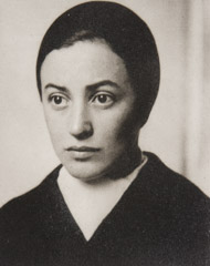 Alfred Stieglitz  -  Portrait of Dorothy Norman / Photogravure  -  6 x 5