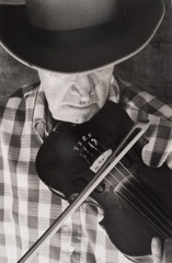 Tim Barnwell  -  Byard Ray Playing Fiddle, Ashevlle, Buncombe County, NC, 1978 / Silver Gelatin Print  -  20 x 16